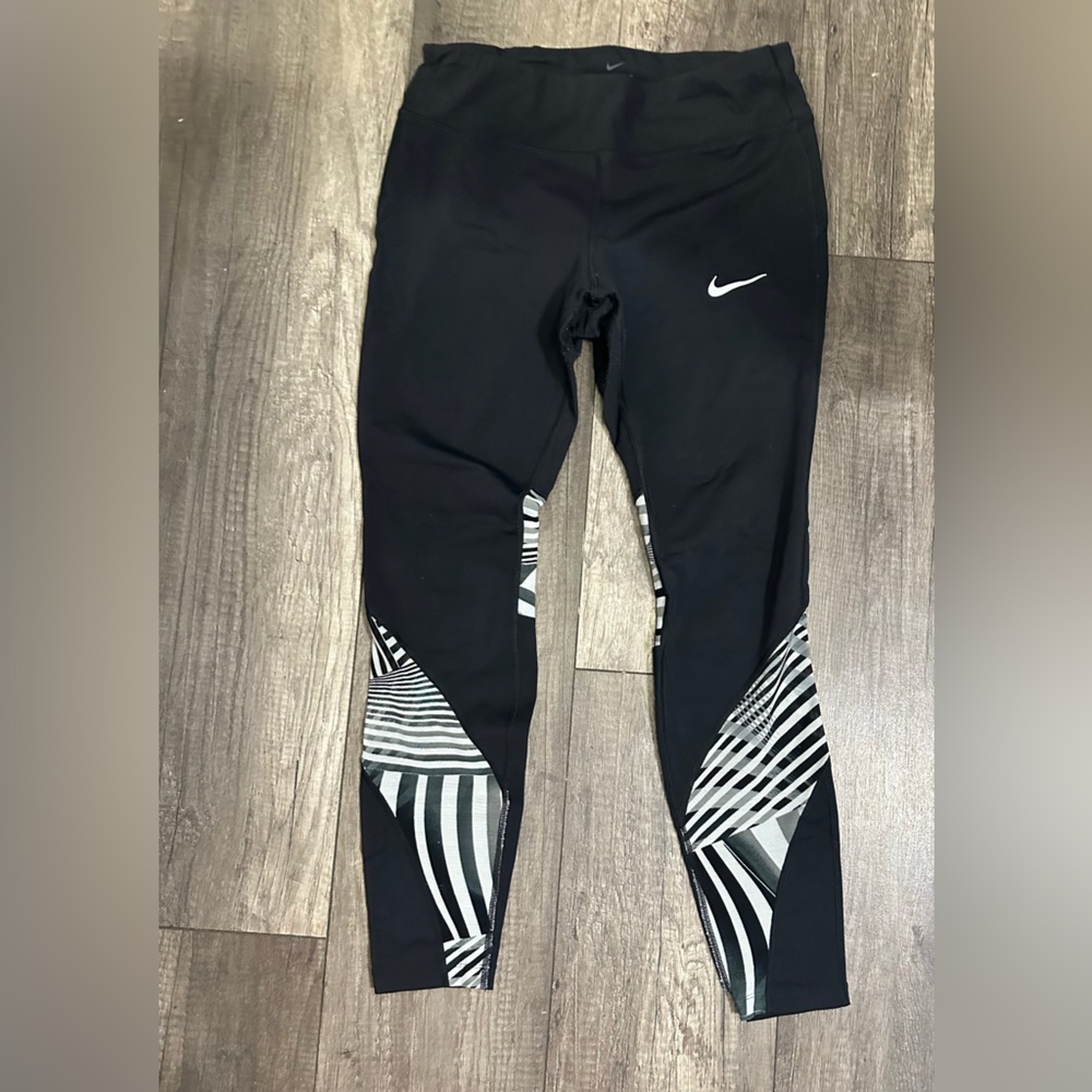 Nike - Black Dri-Fit Leggings with Mesh Detail - Size L